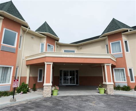 QUALITY INN (Southampton, Ontario) - Hotel Reviews, Photos, Rate ...