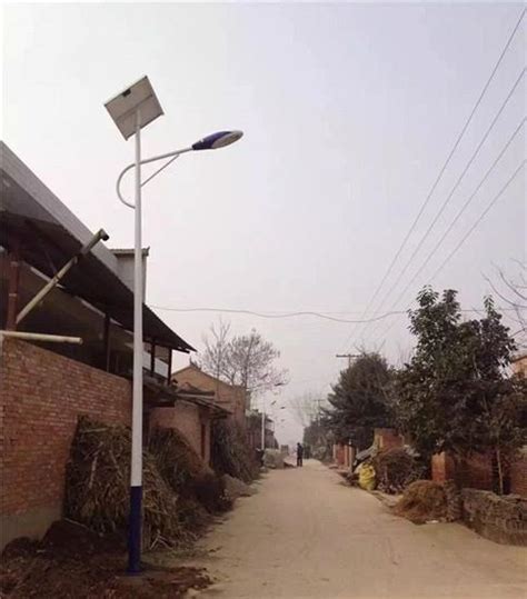 十堰农村太阳能路灯厂家-安装电话-质保三年-一步电子网
