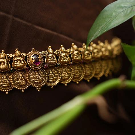 Stylish and Supportive Hip Belt for Everyday Comfort