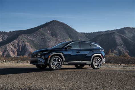 Hyundai Delivers Tantalizing 2025 Tucson Hybrid Lease Deal for August ...