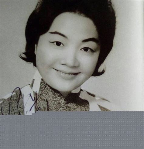 40年代“歌后”姚莉近日去世，上海滩玫瑰凋谢