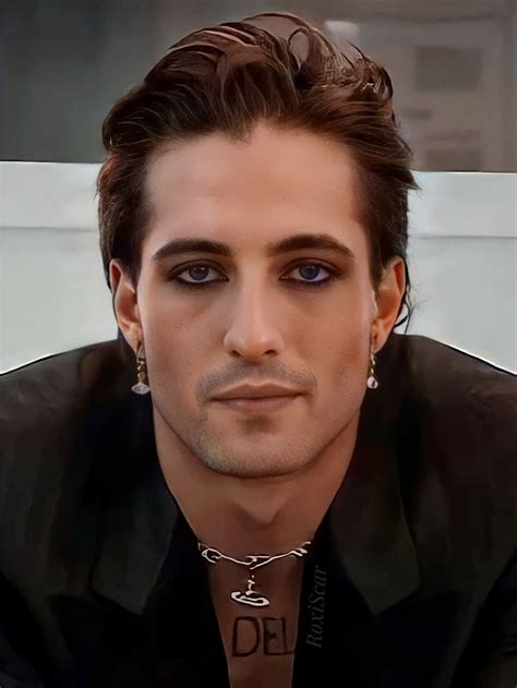 17 hot guys wearing eyeliner – Artofit