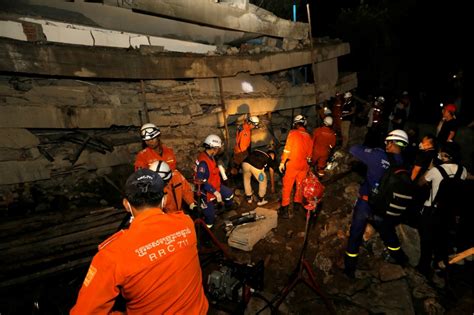 一棟7層大樓突倒塌 柬埔寨南部再傳工安事故釀36死 -- 上報 / 國際