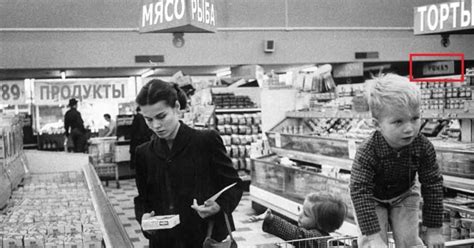 Fake Photo of a Soviet Supermarket Is Actually an American Supermarket