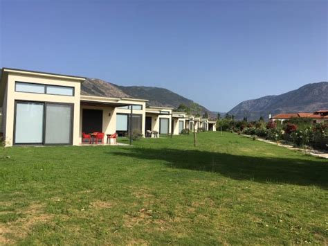 ELIA SUITES (Erateini) - Villa Reviews, Photos, Rate Comparison ...
