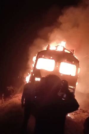 Truck hits high tension wire in Samastipur, catches fire; Driver dies ...