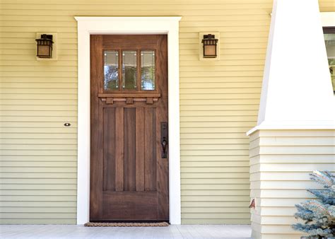 Top 8 Front Door Colors for Yellow Houses | Fixr.com