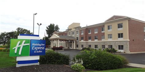 Holiday Inn Express & Suites Indianapolis North - Carmel - Carmel ...