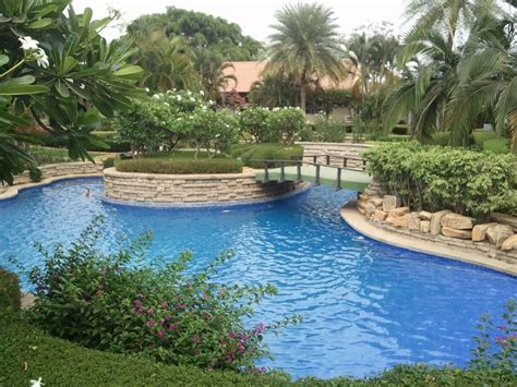 .: Pool day in Angsana Spa and Resort