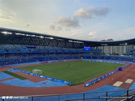 体育馆 的图像结果