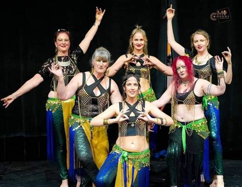 New Bellydance Term with Kiss ? Kiss, Fitzroy Golf Club, Hamilton, 8 ...