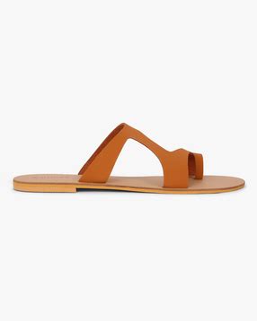 Flat Sandals for Women | Buy Latest Ladies Sandals Online | Ajio