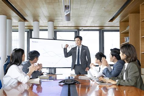 Meeting HD 的图像结果