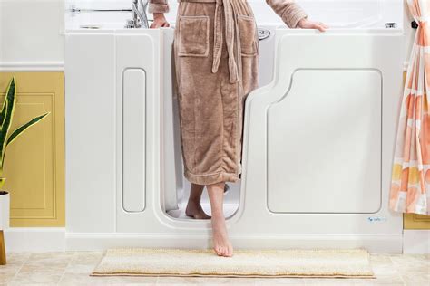 Walk-In Tub Shower Unit 的图像结果