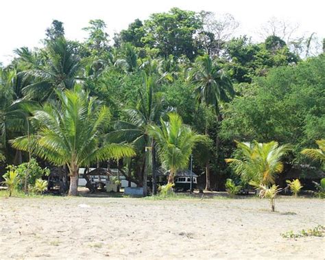 SUN MOON BEACH RESORT (Bagac, Central Luzon) - Lodge Reviews & Photos ...