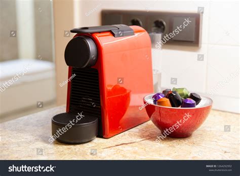 Red Coffee Machine 的图像结果