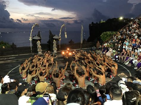 The Complete Guide To Uluwatu Temple: Everything You Need To Know When You Visit Uluwatu Temple