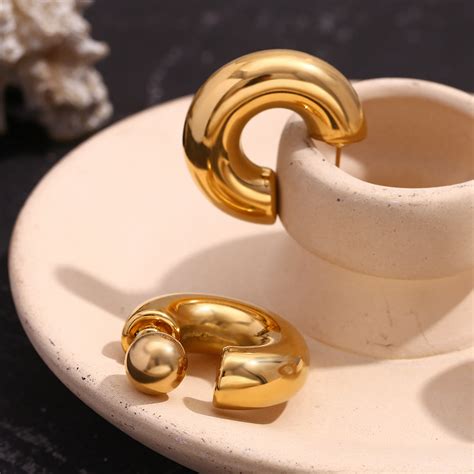 18K Gold-Plated Hollow Tube Ball Hoop Earrings – STUD