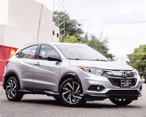Honda HR-V Sport 2019 | Selfi Motors