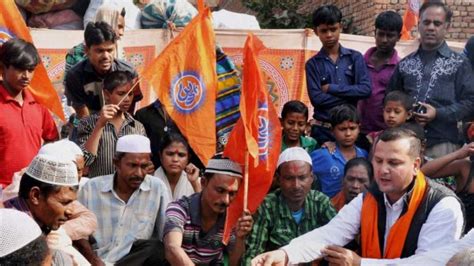 Every person takes birth as a Hindu: Mahant Sadanand Saraswati