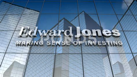 Edward Jones Logo