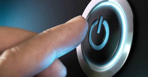 Computer Turns Off Itself 的图像结果