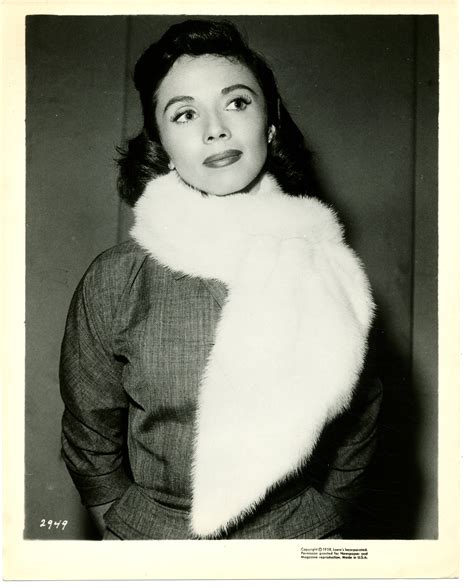 Patricia Breslin Actress Barefoot