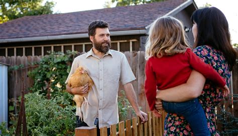 5 Ways To Help You Handle Toxic Neighbors - lifeberrys.com