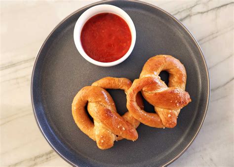 Do Sourdough Pretzels Have Gluten at Jerald Hunt blog