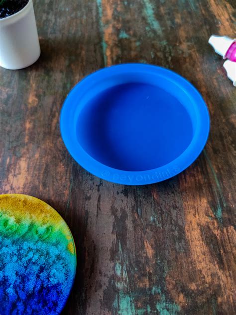 Resin & Resin Moulds – Beyond Inks