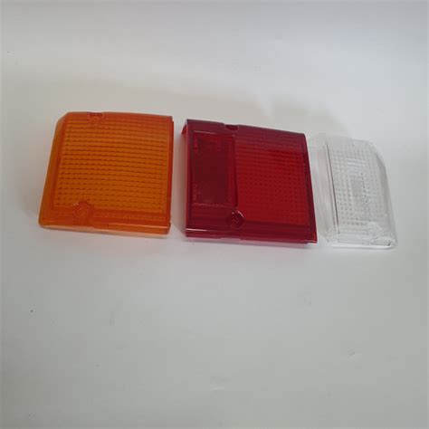 Jual Patrol Y60 bkkbn safari mika mica stop lamp lampu belakang Nissan ...