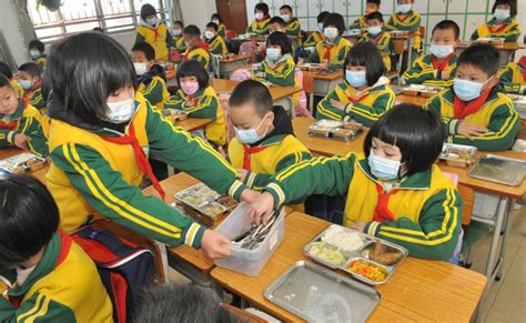 河南郑州：明年6月底，全市中小学将实现午餐供餐全覆盖
