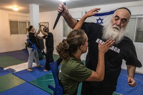 Israelis learn Krav Maga fighting art amid Gaza War