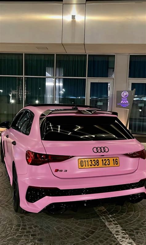 Pink Audi RS3
