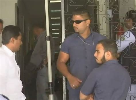 Election campaign LIVE: 44 Modi mentions in 22 minutes, who's Rahul ...