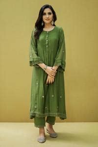 Buy Green Cotton, Organza, Chanderi Pleated Yoke Floral Pattern Kurta ...