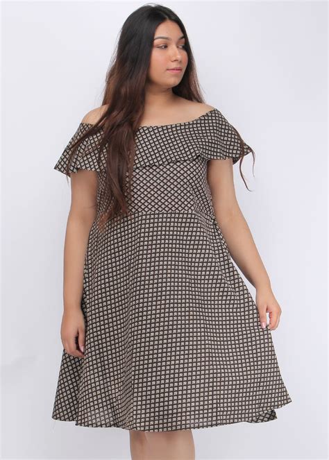 Get Block Printed Grey Off-Shoulder Dress at ₹ 1800 | LBB Shop