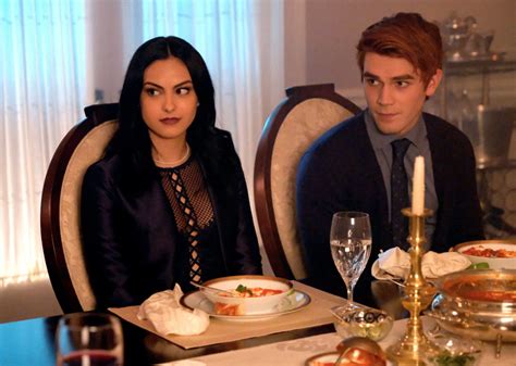 Archie and Veronica on Riverdale - The Hollywood Gossip
