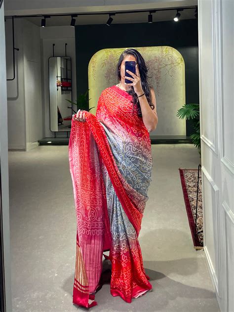 Red Color Floral & Foil Work Gaji Silk Saree – Looknbook Art