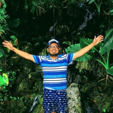 GPX, Inc. Portable Top-Loading CD Boombox with AM/FM Radio and 3.5mm ...