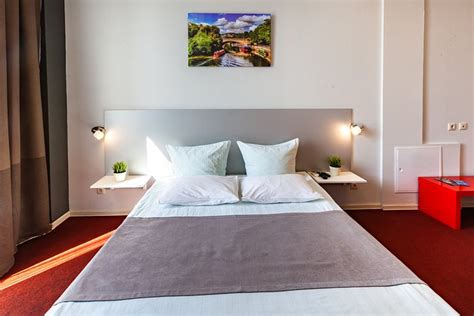 HOTEL ENGLAND TYUMEN CENTER - Hotel Reviews & Photos - Tripadvisor