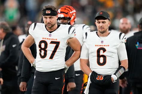 Cris Collinsworth tells Kay Adams Michael Jordan grew up a Bengals fan