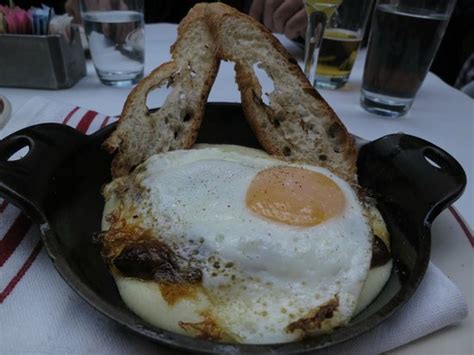 THE WAVERLY INN AND GARDEN, New York City - Greenwich Village ...