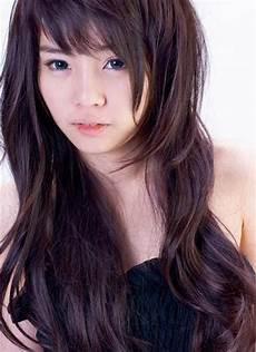 How To Style Layered Hair With Side Bangs by Layered With Bangs Haircuts How To Style Layered Hair With Side Bangs