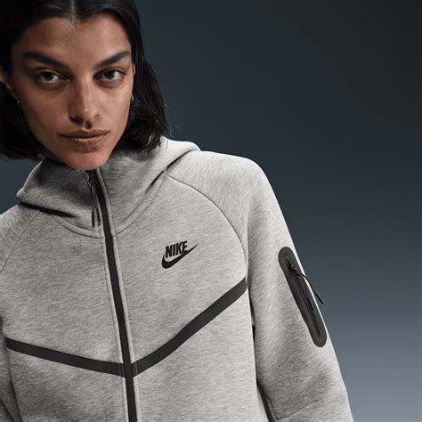 Tech Fleece Clothing. Nike HU