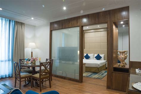Deluxe Suite - City Park Hotel