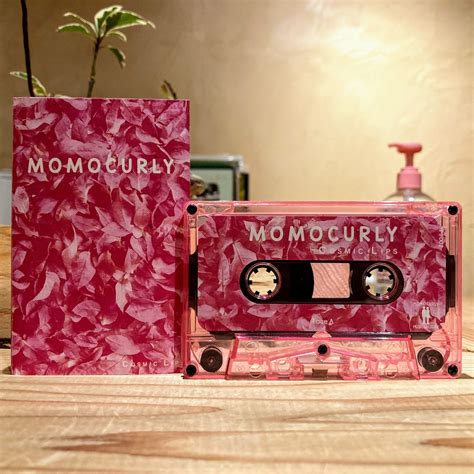 Momocurly - Cosmic Lips | ゴヰチカ商店