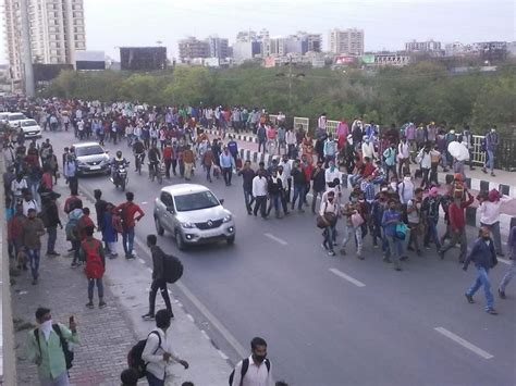 Noida I Covid-19 migration: Gautam Buddh Nagar orders landlords not to ...