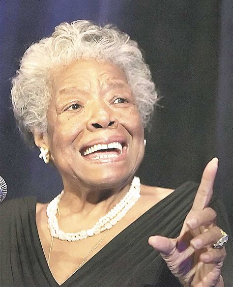 Maya Angelou, ‘phenomenal woman’ and cultural gem, dies