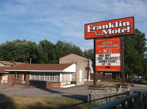 FRANKLIN MOTEL, TENT & TRAILER PARK (North Bay, Ontario) - Motel ...